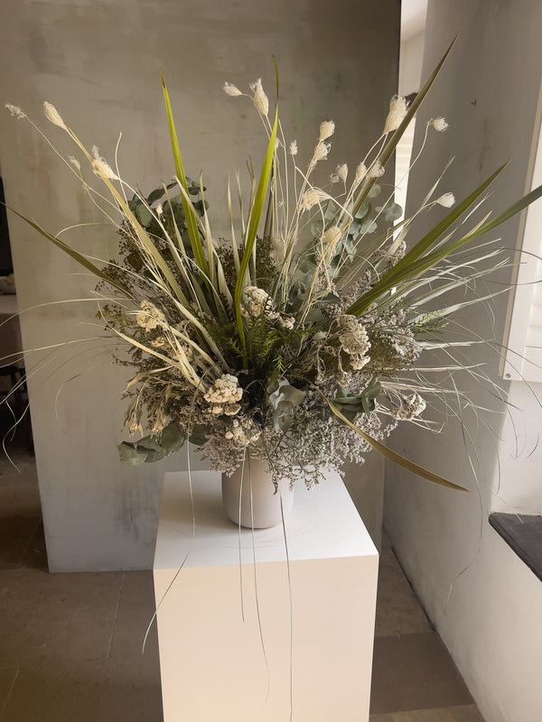 Green with Envy Large - Bespoke Dried Flower Arrangement