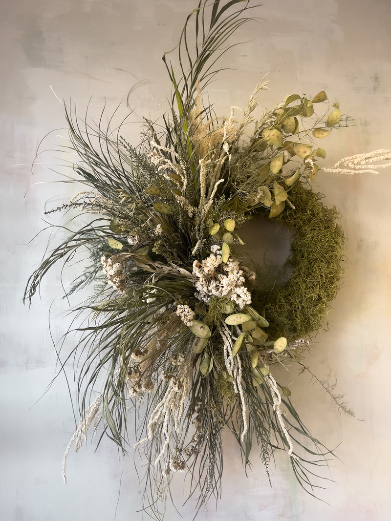 Lichen Moon Dried Flower Wreath